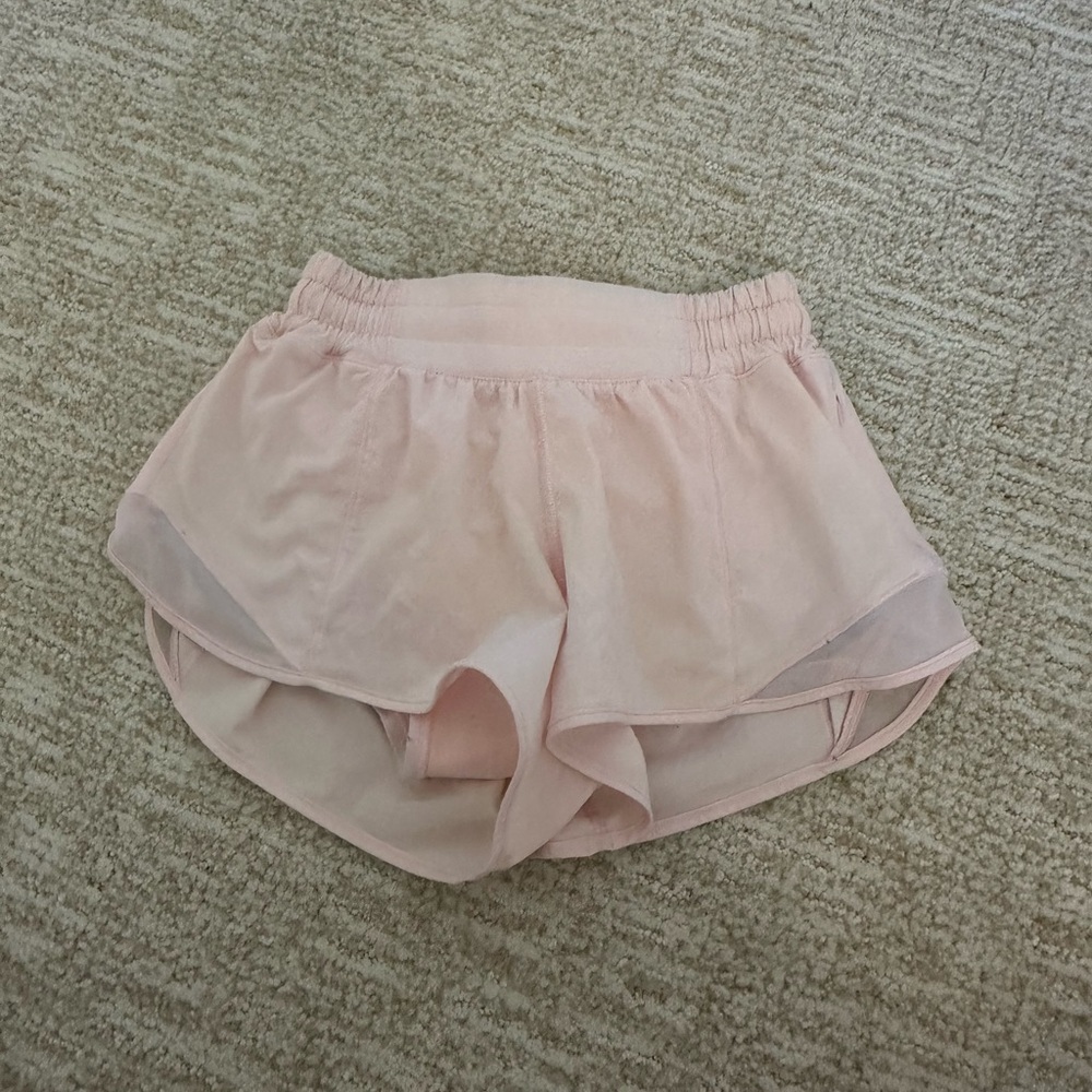 Strawberry milkshake (light pink) lulu lemon hotty hots 2.5